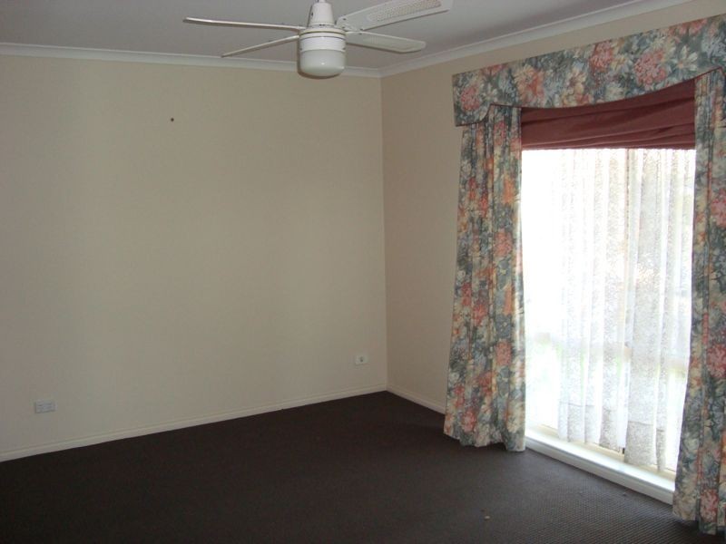 72 Oberon Drive, Carrum Downs VIC 3201
