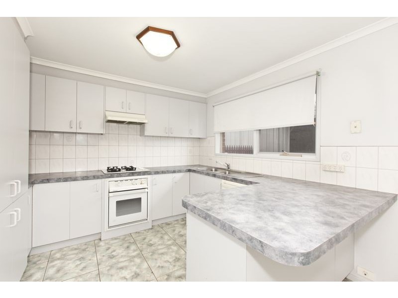 22 Navarre Drive, Cranbourne West VIC 3977