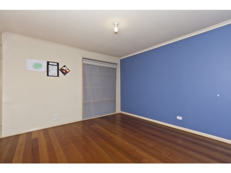 3 Henry Lawson Drive, Lynbrook VIC 3975