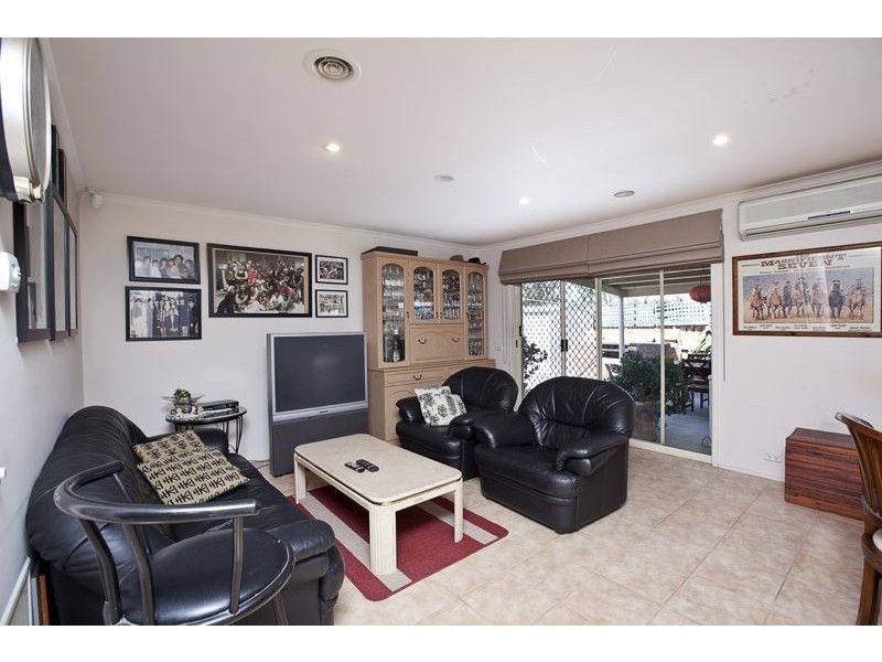 5 Burgan Court, Cranbourne West VIC 3977