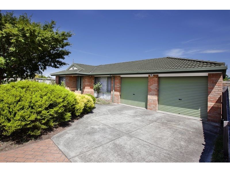 22 Haydn Place, Narre Warren South VIC 3805