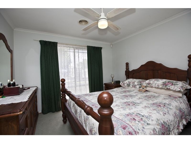 22 Haydn Place, Narre Warren South VIC 3805