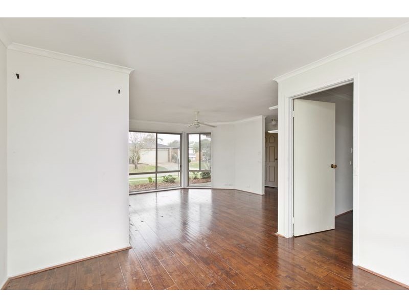 3 Douglas Court, Cranbourne West VIC 3977