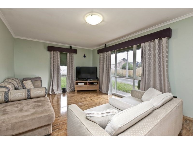 1/52 Marylyn Place, Cranbourne VIC 3977