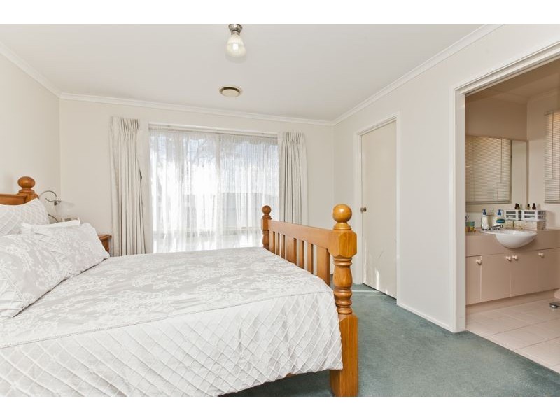 15 Terrapin Drive, Narre Warren South VIC 3805