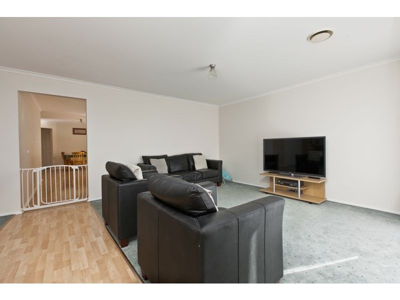 15 Terrapin Drive, Narre Warren South VIC 3805