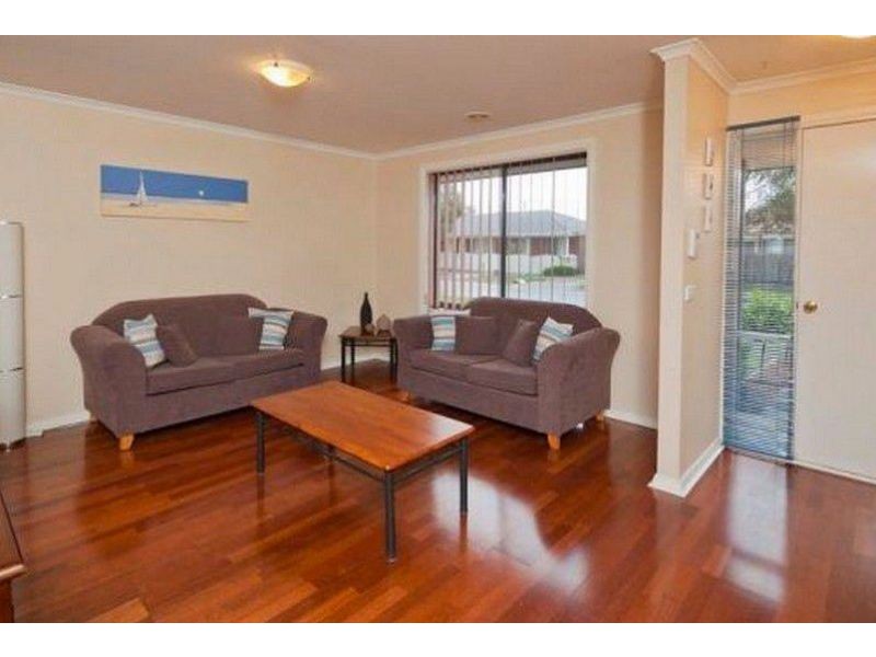 1 Alberton Drive, Cranbourne West VIC 3977