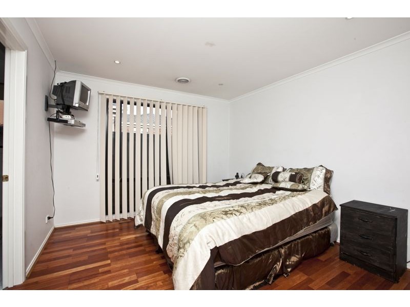 13 Fishburn Place, Cranbourne West VIC 3977