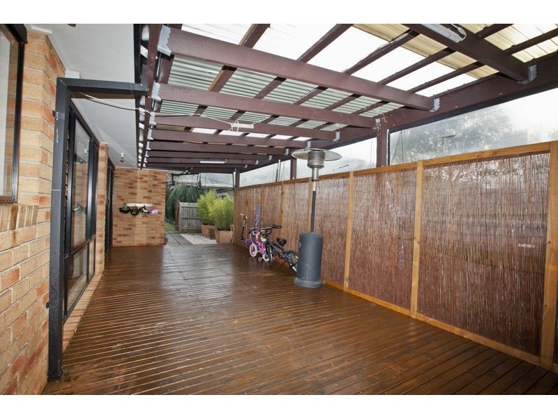 13 Fishburn Place, Cranbourne West VIC 3977