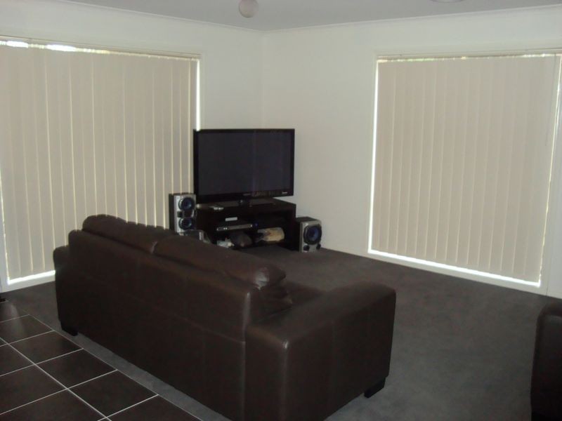 6/40 Army Road, Pakenham VIC 3810