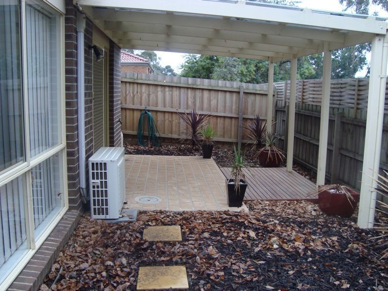 6/40 Army Road, Pakenham VIC 3810