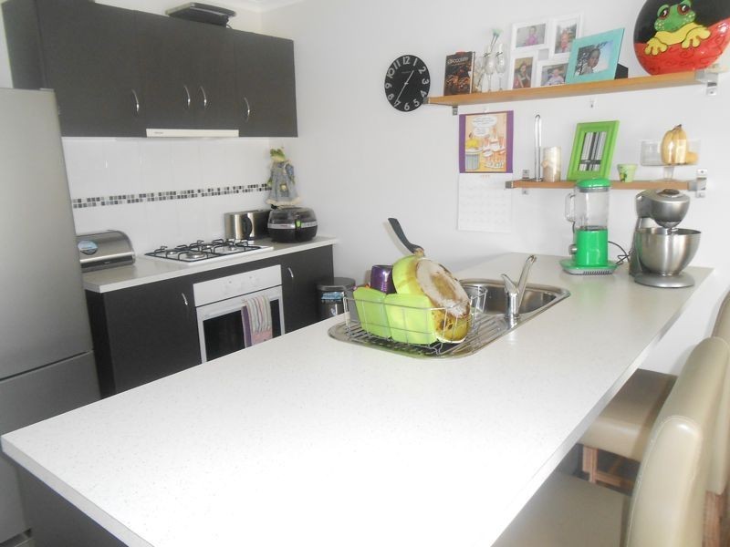 24 Mossman Drive, Cranbourne VIC 3977