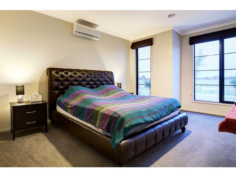 23 Honeybark Cres, Lyndhurst VIC 3975