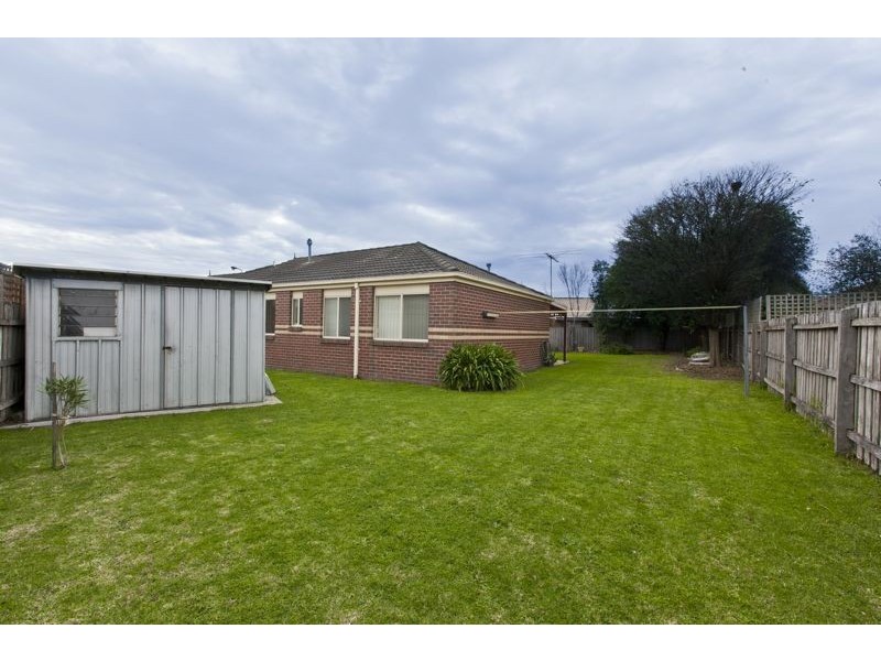 31 Franks Way, Cranbourne North VIC 3977