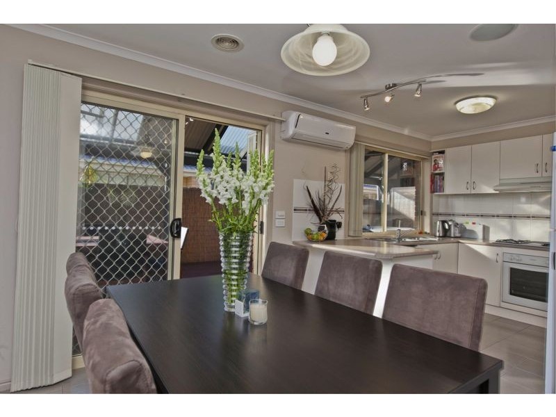 11 Faith Court, Cranbourne VIC 3977