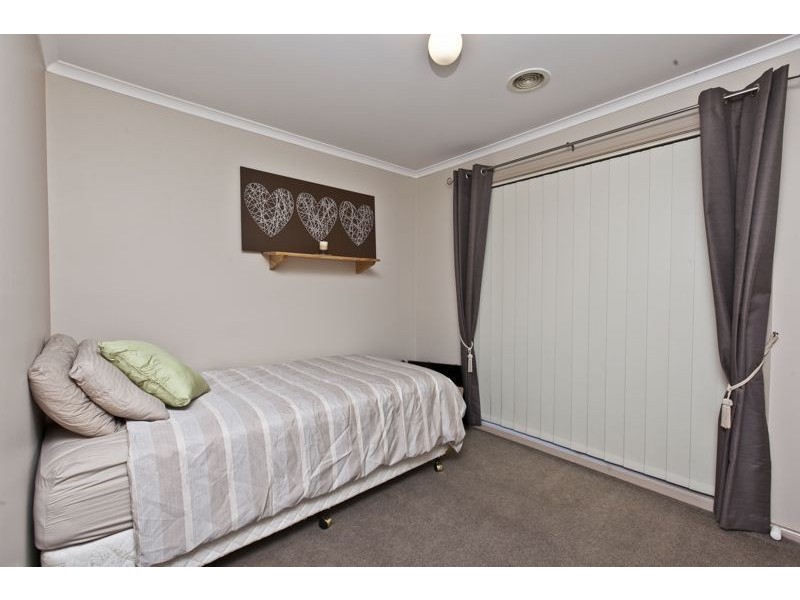 11 Faith Court, Cranbourne VIC 3977