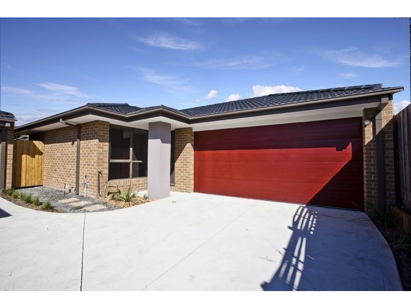 3/8 William Street, Cranbourne VIC 3977