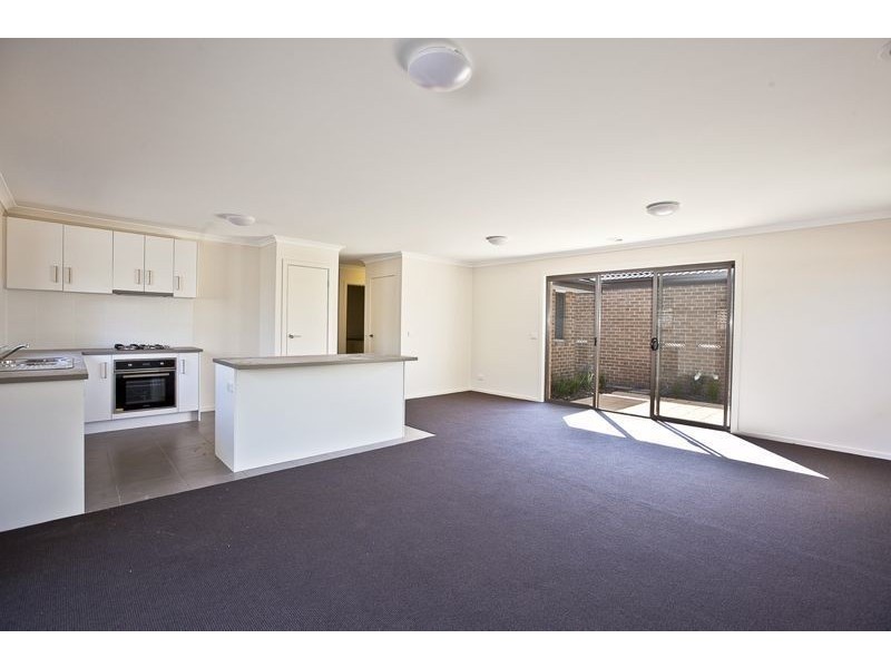 3/8 William Street, Cranbourne VIC 3977