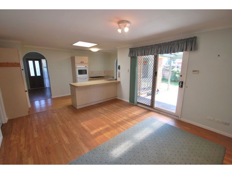 28 Hazelwood Drive, Cranbourne North VIC 3977