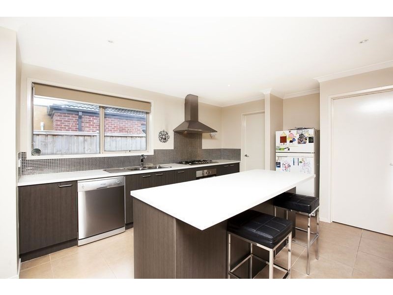 41 Gregson Grove, Lyndhurst VIC 3975