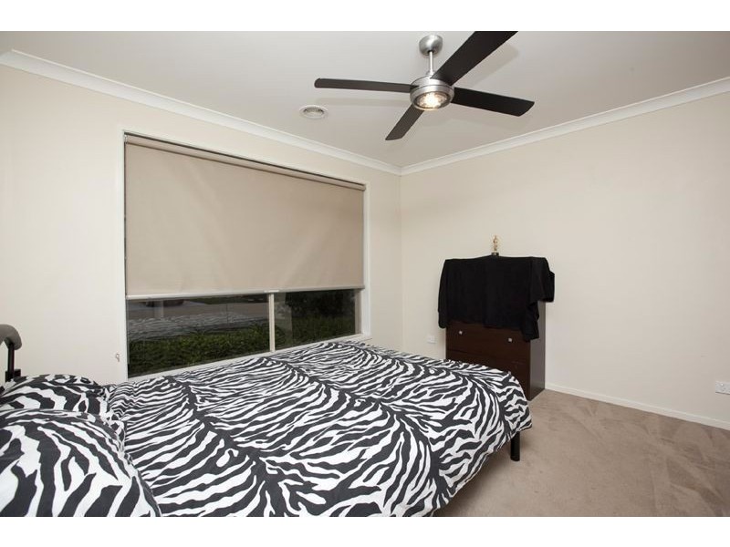 41 Gregson Grove, Lyndhurst VIC 3975