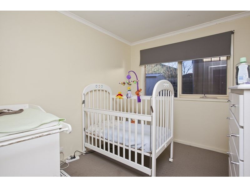 8 Milner Court, Cranbourne VIC 3977