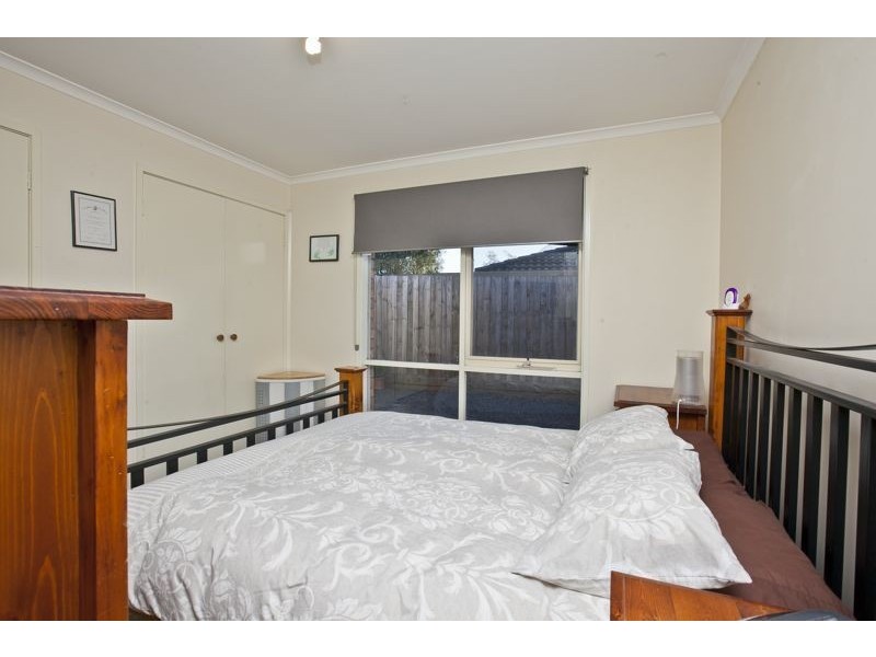 8 Milner Court, Cranbourne VIC 3977