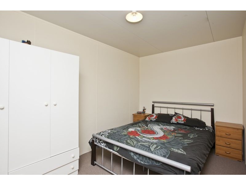 8 Milner Court, Cranbourne VIC 3977