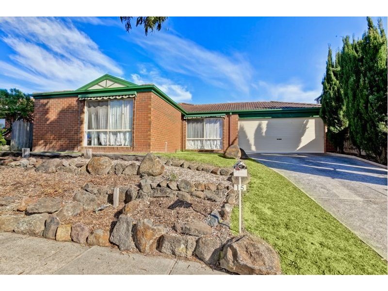 15 Terrapin Drive, Narre Warren South VIC 3805