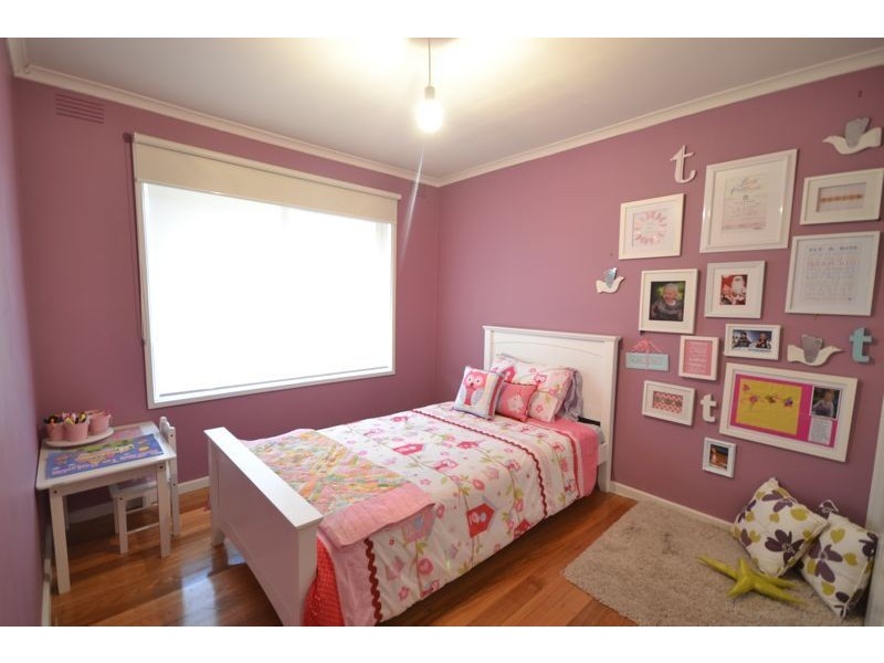 1/8 McLaren Avenue, Cranbourne VIC 3977