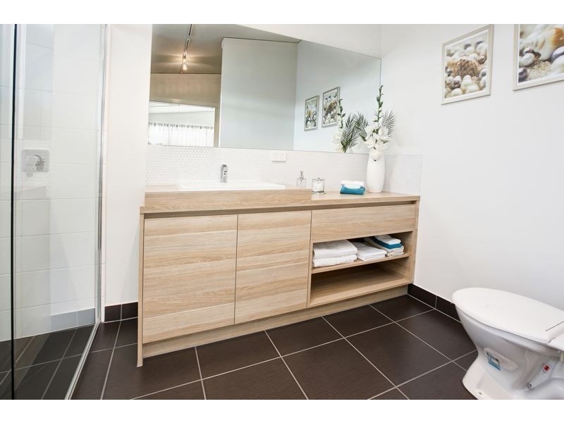 36 Prendergast Avenue, Cranbourne East VIC 3977