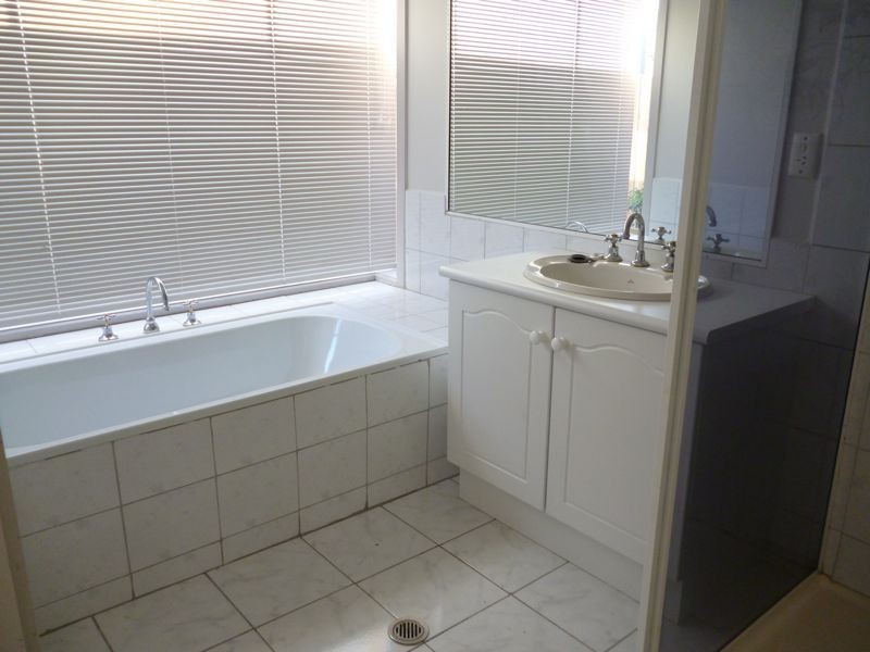 3 Kate Court, Langwarrin VIC 3910