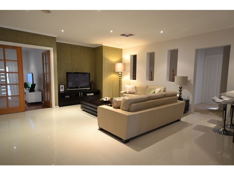 1 Kimberley Downs Court, Narre Warren South VIC 3805