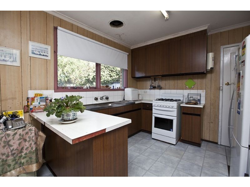 28 Harry Street, Cranbourne VIC 3977