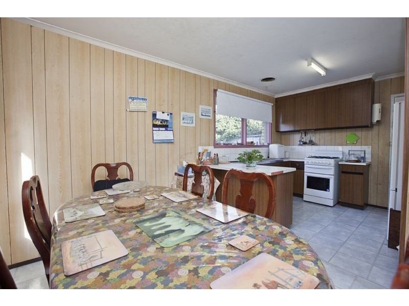 28 Harry Street, Cranbourne VIC 3977