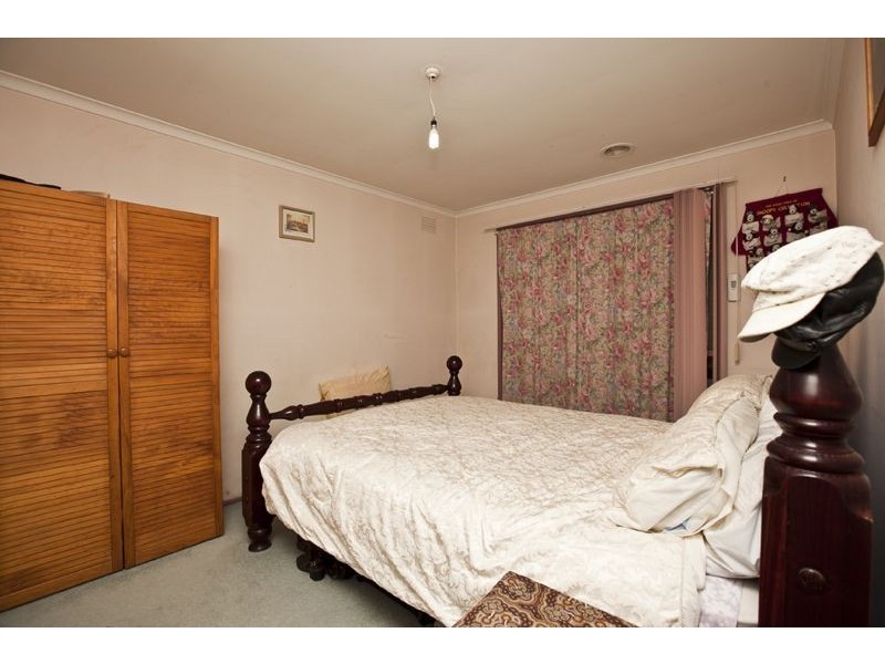 28 Harry Street, Cranbourne VIC 3977