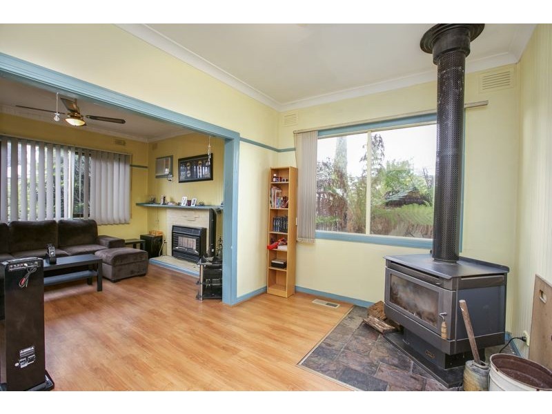 25 Ainsleigh Court, Cranbourne VIC 3977