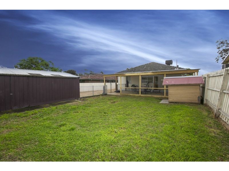 25 Ainsleigh Court, Cranbourne VIC 3977