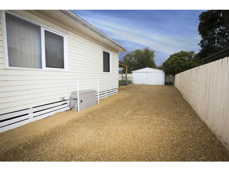 25 Ainsleigh Court, Cranbourne VIC 3977