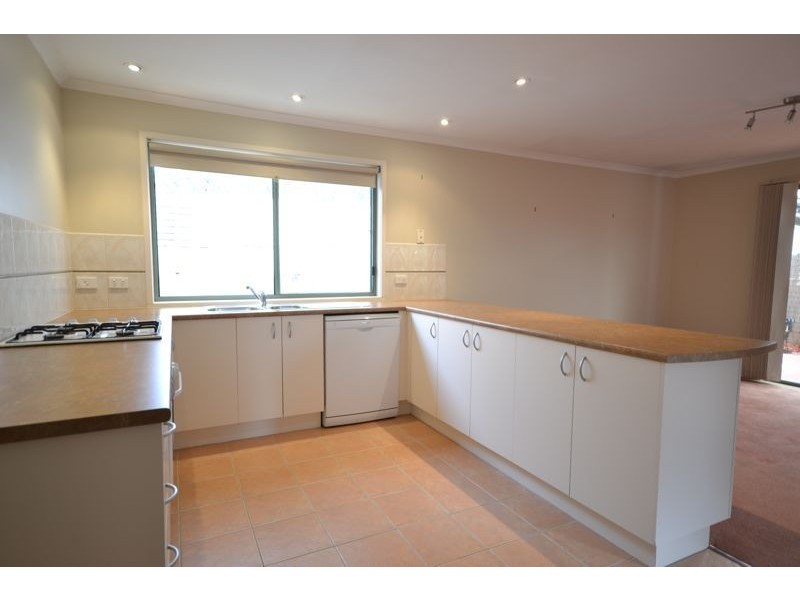 3 Andre Court, Cranbourne West VIC 3977