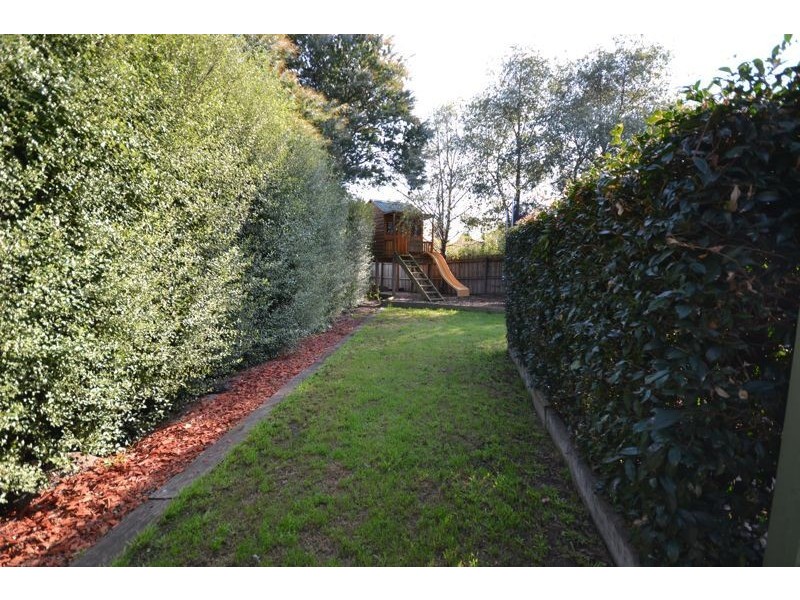 3 Andre Court, Cranbourne West VIC 3977