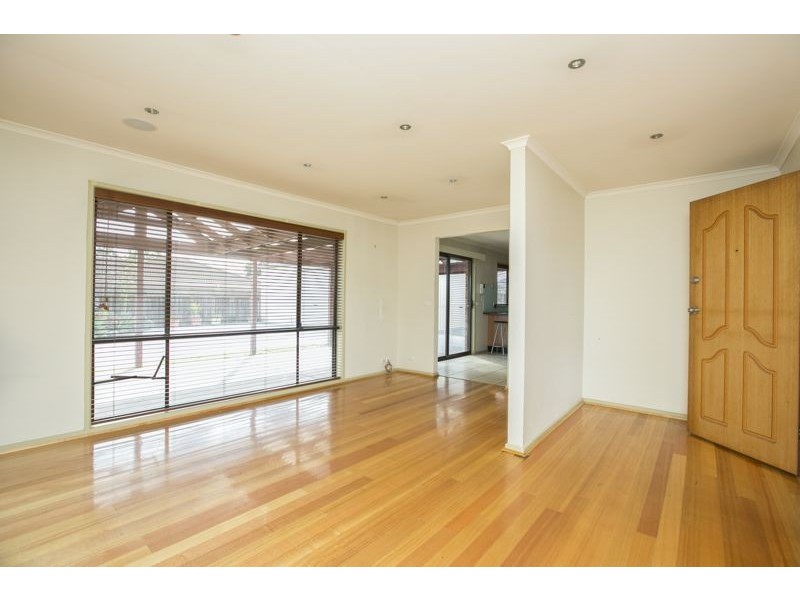 1 Constance Court, Narre Warren VIC 3805