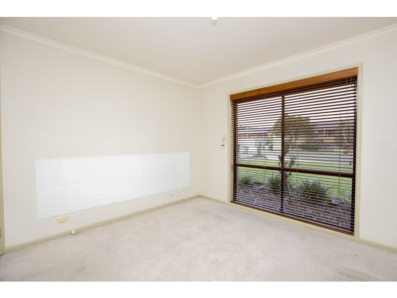 1 Constance Court, Narre Warren VIC 3805
