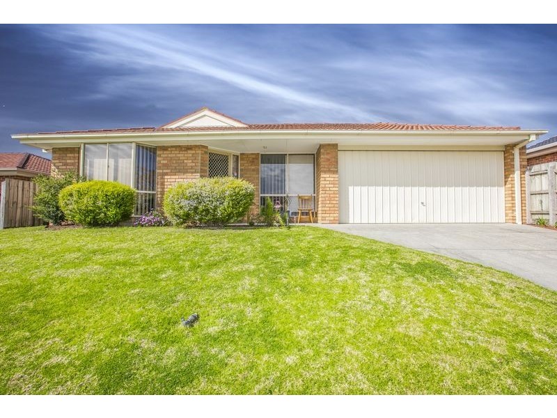 12 Jessie Street, Cranbourne North VIC 3977