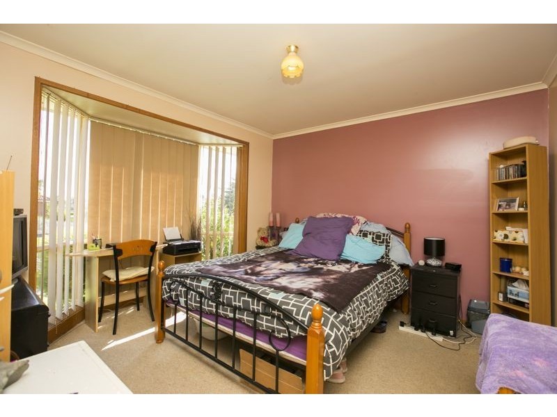 12 Jessie Street, Cranbourne North VIC 3977