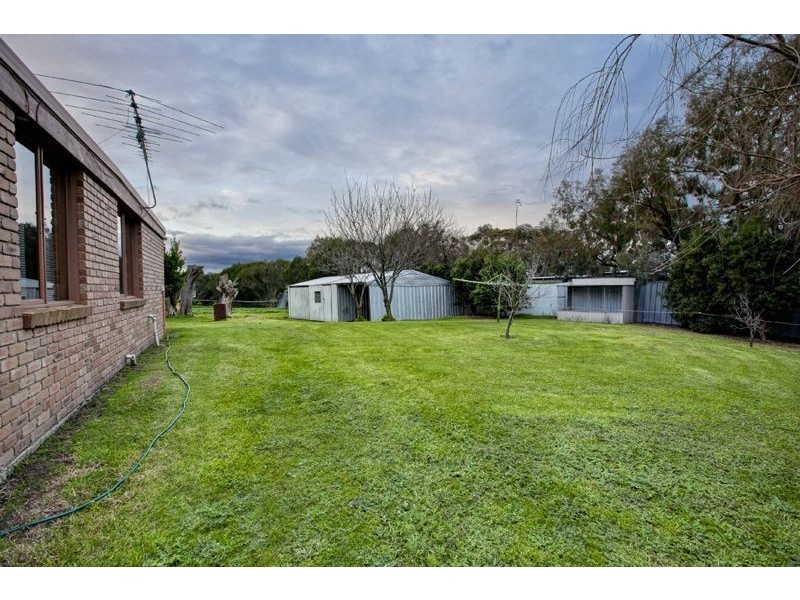 81 Finsbury Road, Devon Meadows VIC 3977