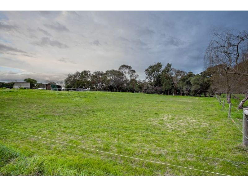 81 Finsbury Road, Devon Meadows VIC 3977