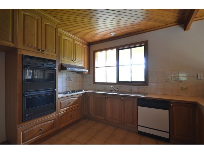 87 Browns Road, Cranbourne South VIC 3977