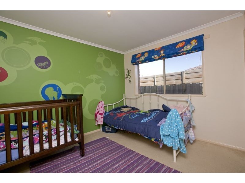 1 Staunton Walk, Cranbourne East VIC 3977