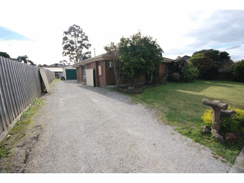 3 Kennedy Court, Cranbourne North VIC 3977